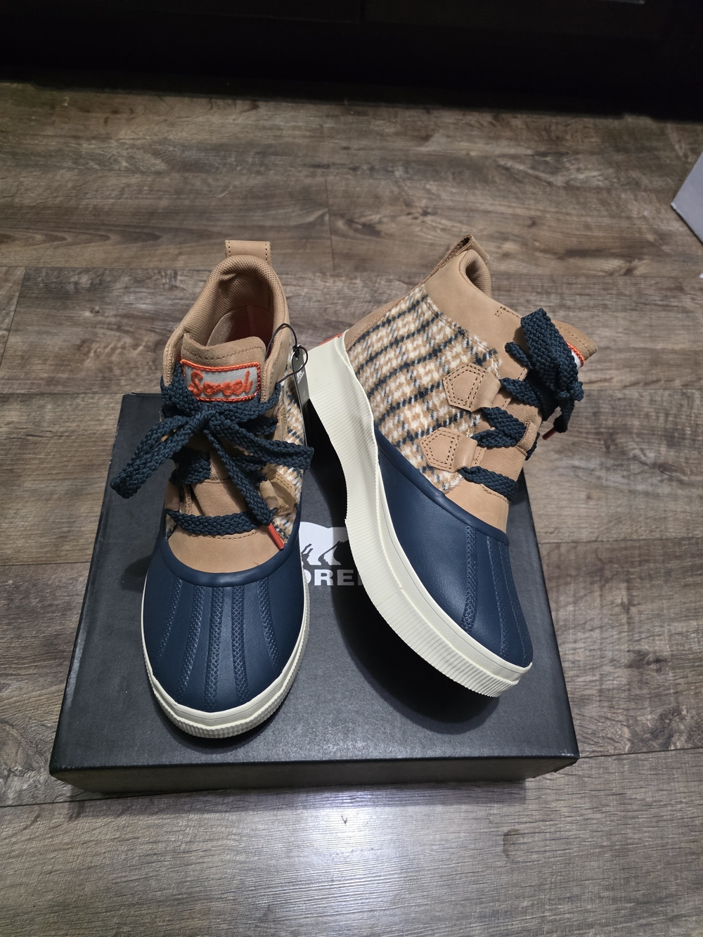 Sorel Out N About Waterproof Boots Women Size 7.5 - Picture 7 of 15